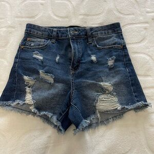 Kendall and Kylie The Icon Short